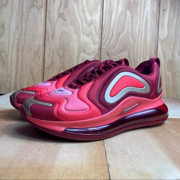 Nike air max 720 Red running shoes